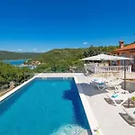 Lucija Dream * Trgetari
