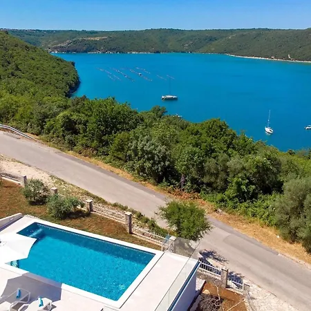 Lucija Dream Trgetari