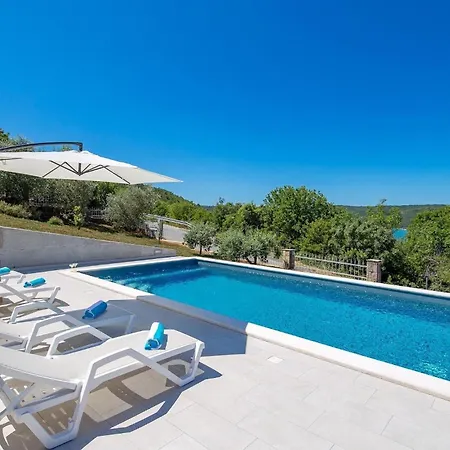 Holiday home Lucija Dream *