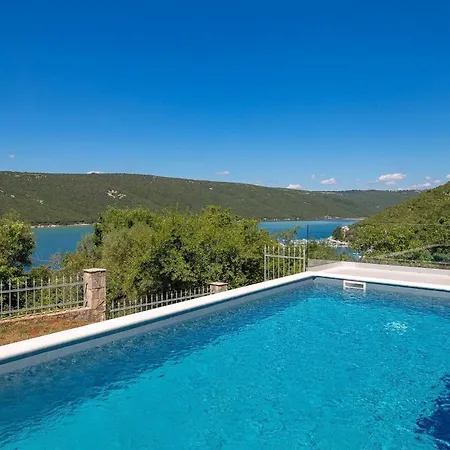 Lucija Dream Feriehus *