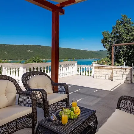 Holiday home Lucija Dream *