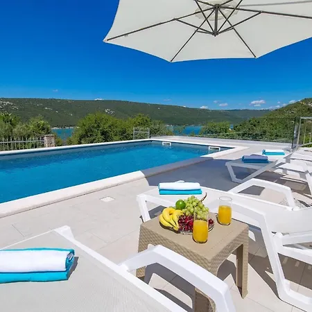 Feriehus Lucija Dream Trgetari