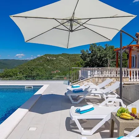 Lucija Dream Semesterbostad